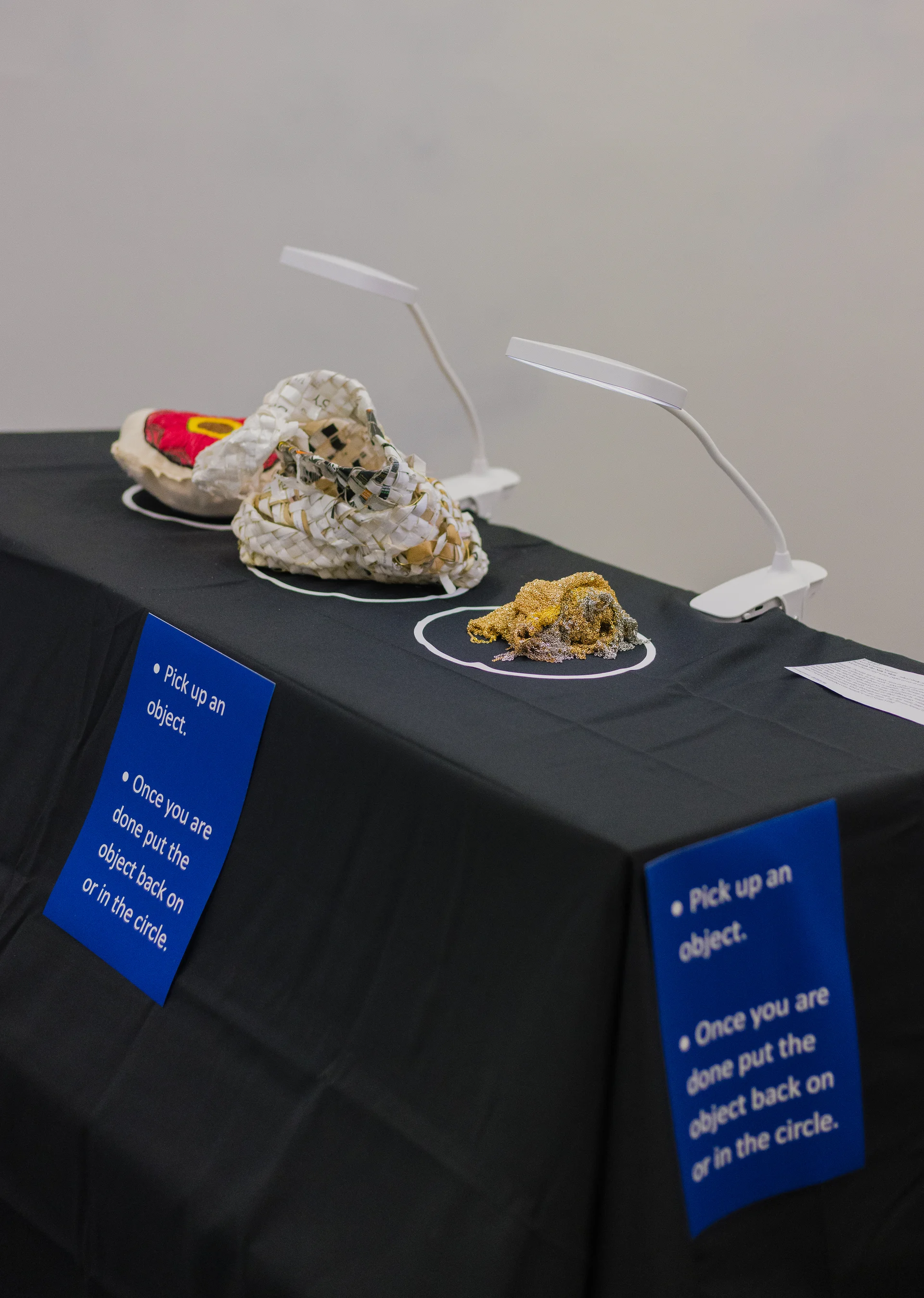 Beneath The Silk's Skin - زیر پوست ابریشم